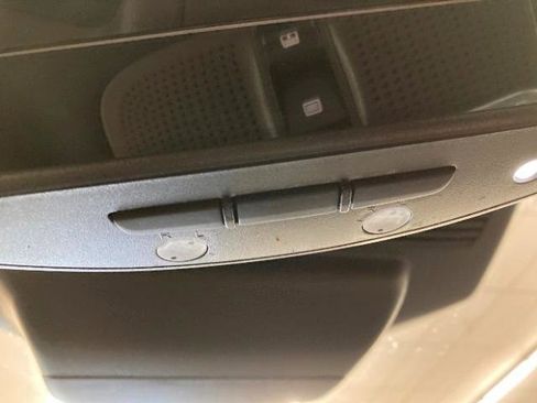 Used 2018 Mercedes-Benz S 560 4MATIC Sedan image 26