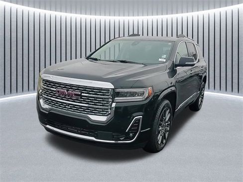 Certified 2023 GMC Acadia Denali w/ Black Diamond Edition image 9