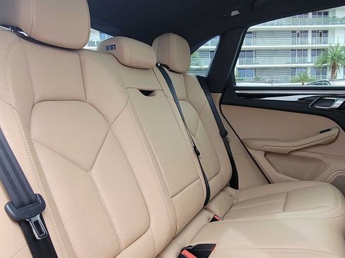 Used 2020 Porsche Macan S AWD/4WD image 26