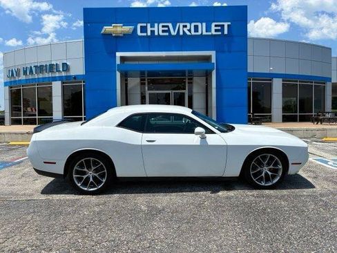 Used 2023 Dodge Challenger GT RWD image 1