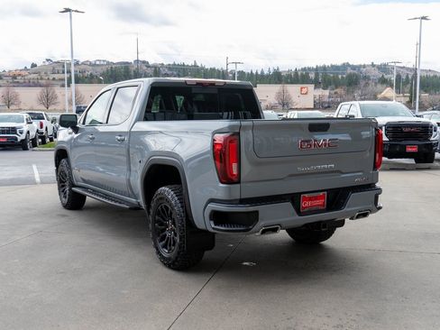 Used 2024 GMC Sierra 1500 AT4 w/ Technology Package image 5
