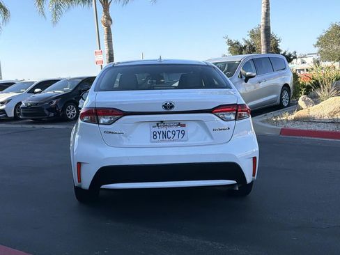 Used 2021 Toyota Corolla LE FWD image 10