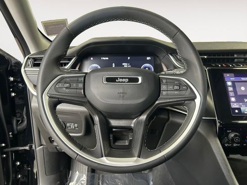 Used 2023 Jeep Grand Cherokee Laredo w/ Trailer Tow Prep Group (B) image 14