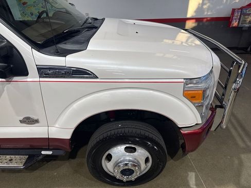 Used 2014 Ford F350 King Ranch w/ King Ranch w/Chrome Package image 39