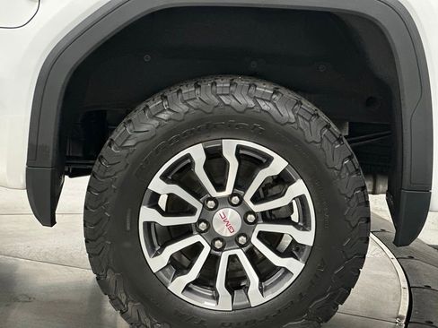 Used 2023 GMC Sierra 1500 AT4 w/ AT4 Premium Package image 34