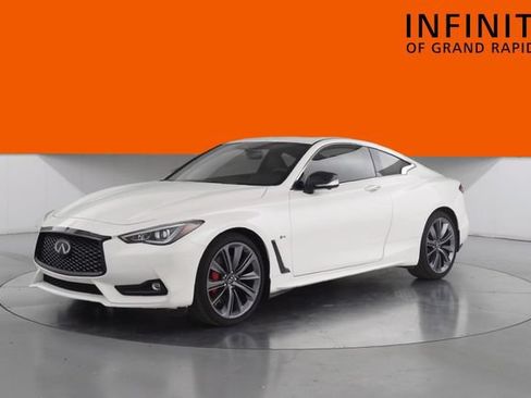 Used 2022 INFINITI Q60 Red Sport 400 AWD/4WD image 3