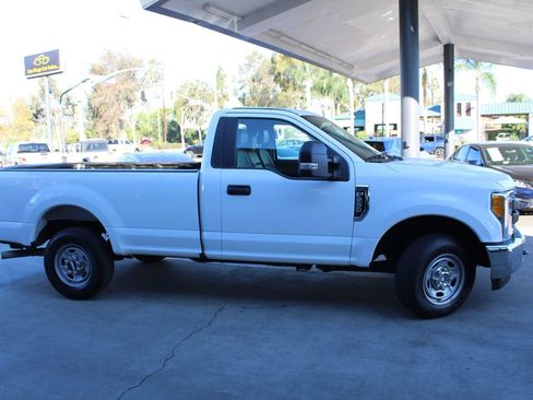 Used 2017 Ford F250 XL w/ Power Equipment Group RWD image 6