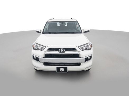Used 2019 Toyota 4Runner 4WD image 2