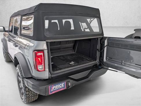 Used 2023 Ford Bronco Black Diamond image 6