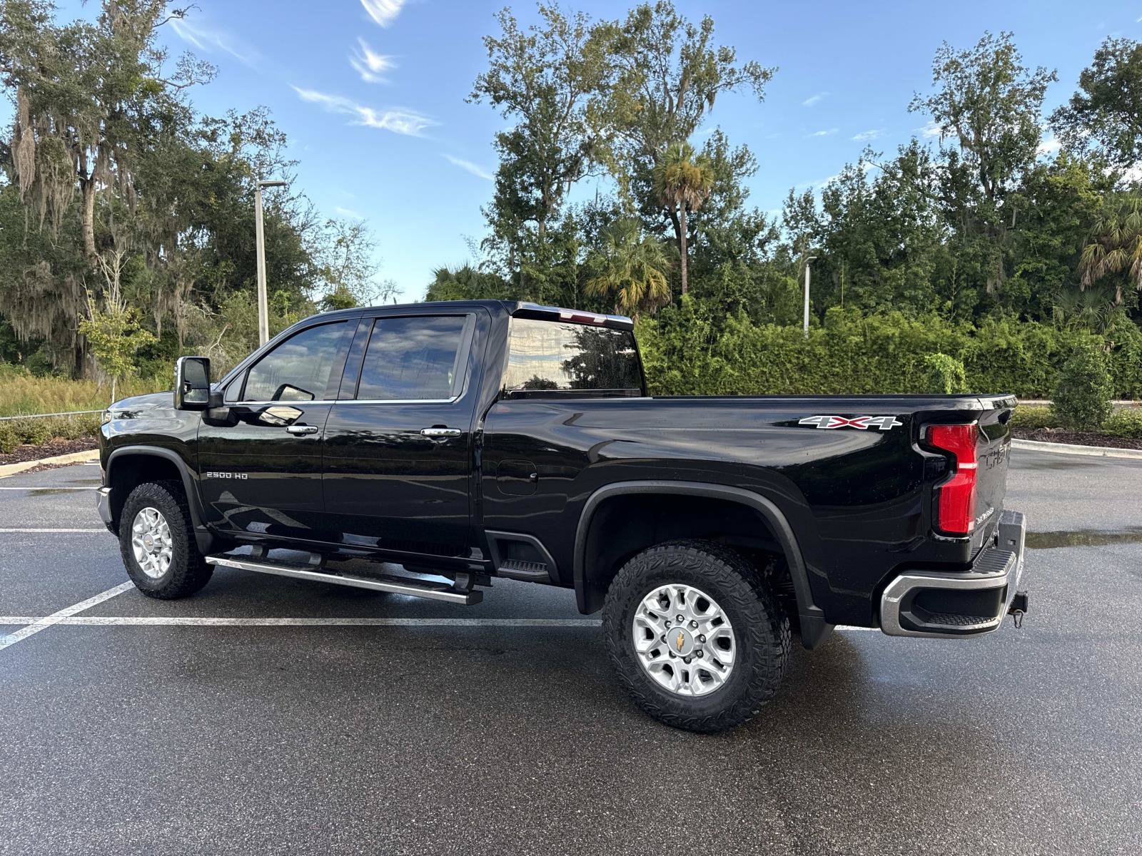 Used 2024 Chevrolet Silverado 2500 LTZ AWD/4WD image 5