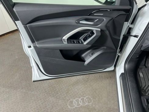 Used 2025 Audi Q5 Premium Plus w/ Premium Plus AWD/4WD image 22