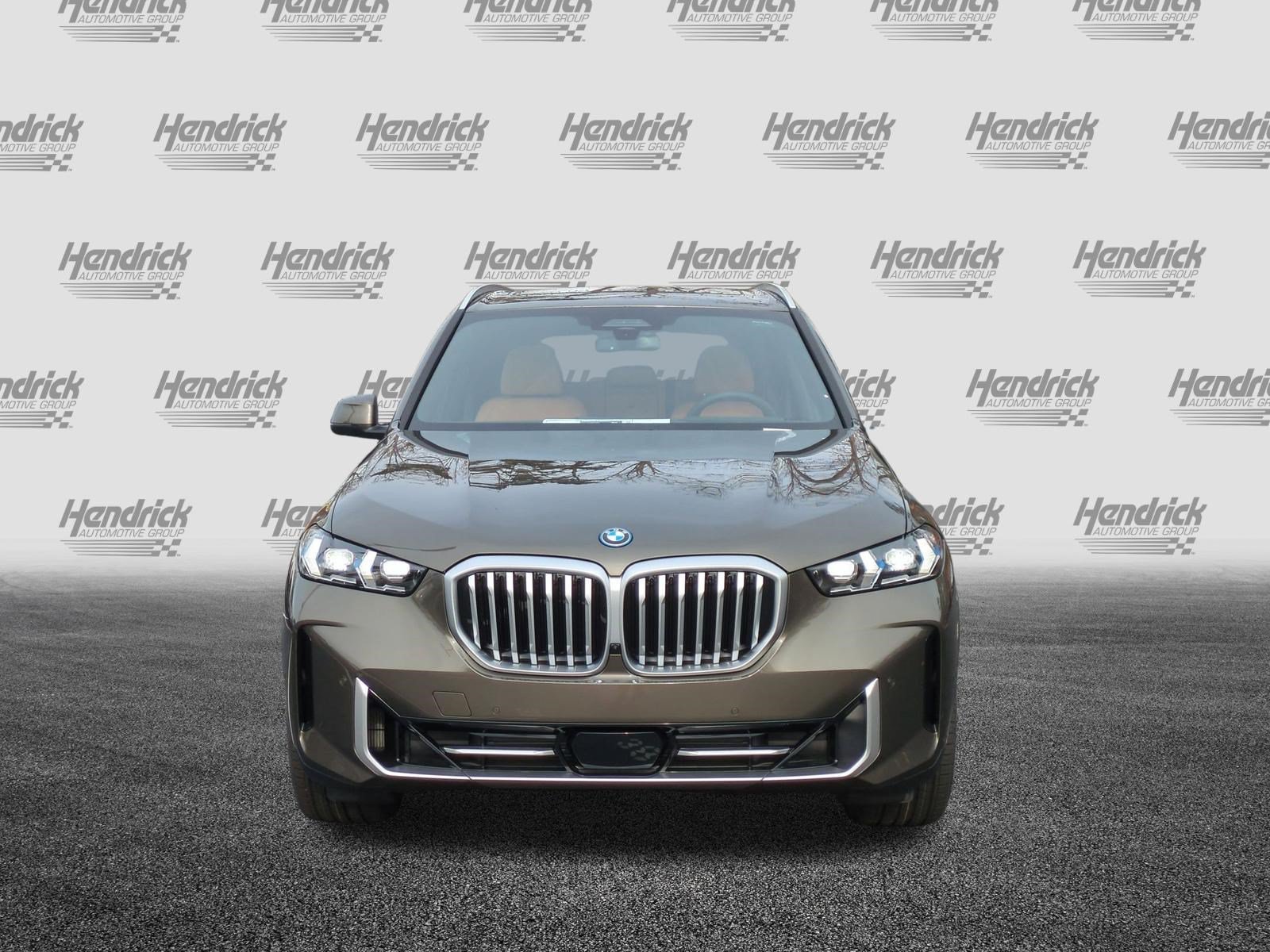 Certified 2026 BMW X5 xDrive50e AWD/4WD image 3