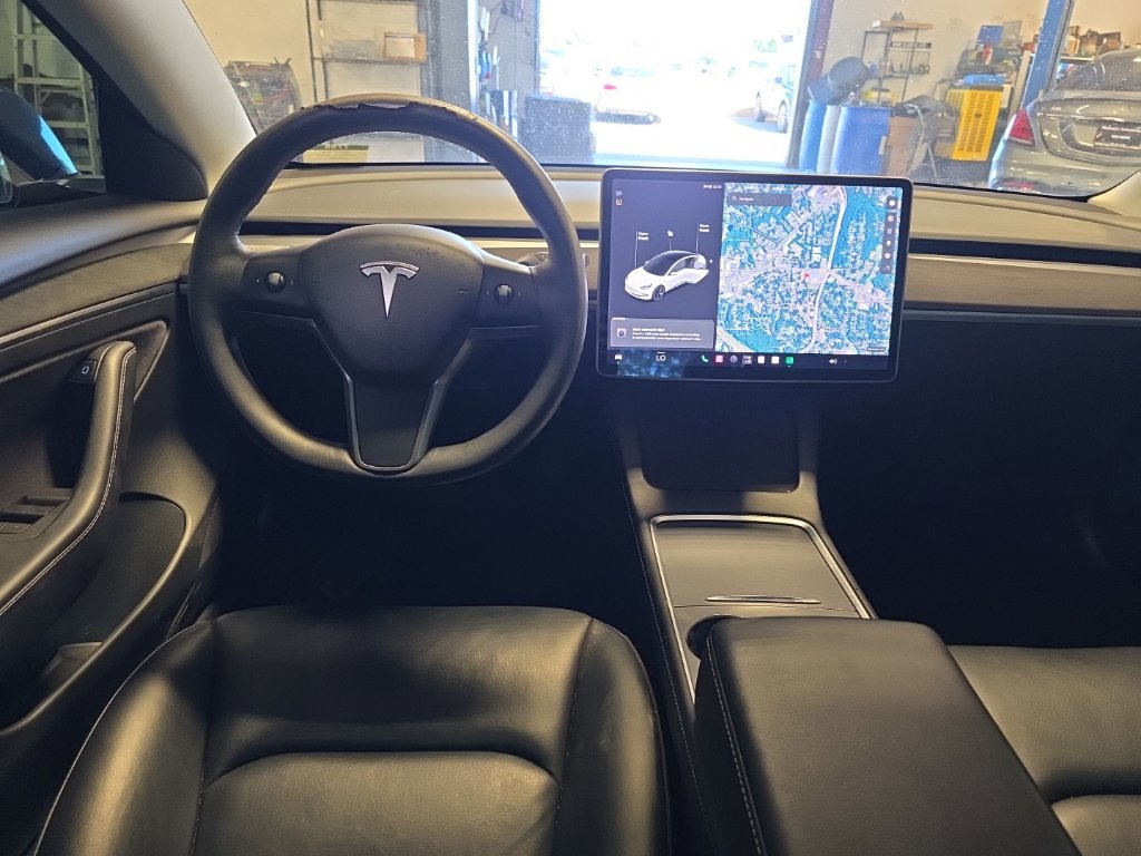 Used 2021 Tesla Model 3 Standard Range Plus RWD image 4