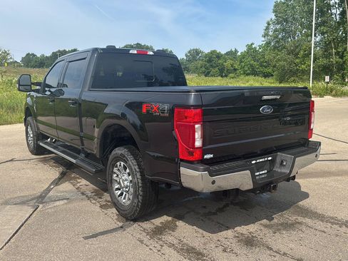 Used 2021 Ford F250 Lariat w/ Lariat Value Package AWD/4WD image 3