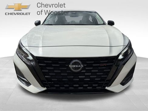 Used 2025 Nissan Altima 2.5 SR image 9