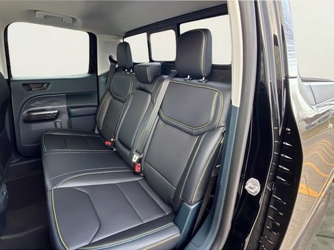 New 2026 Ford Maverick Lobo image 17