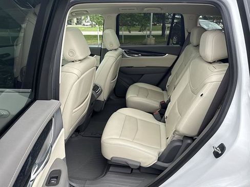 Certified 2023 Cadillac XT6 Premium Luxury AWD/4WD image 54