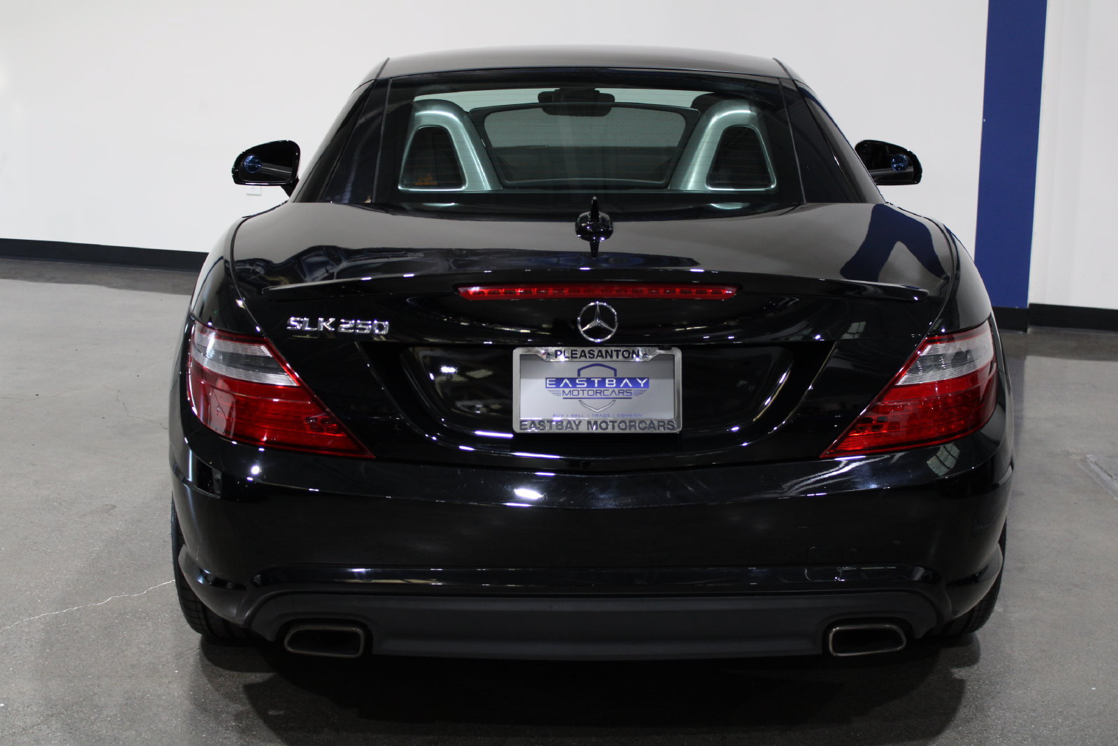 Used 2015 Mercedes-Benz SLK 250 image 14