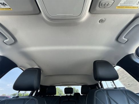 Used 2023 Ford Mustang Mach-E Select image 16