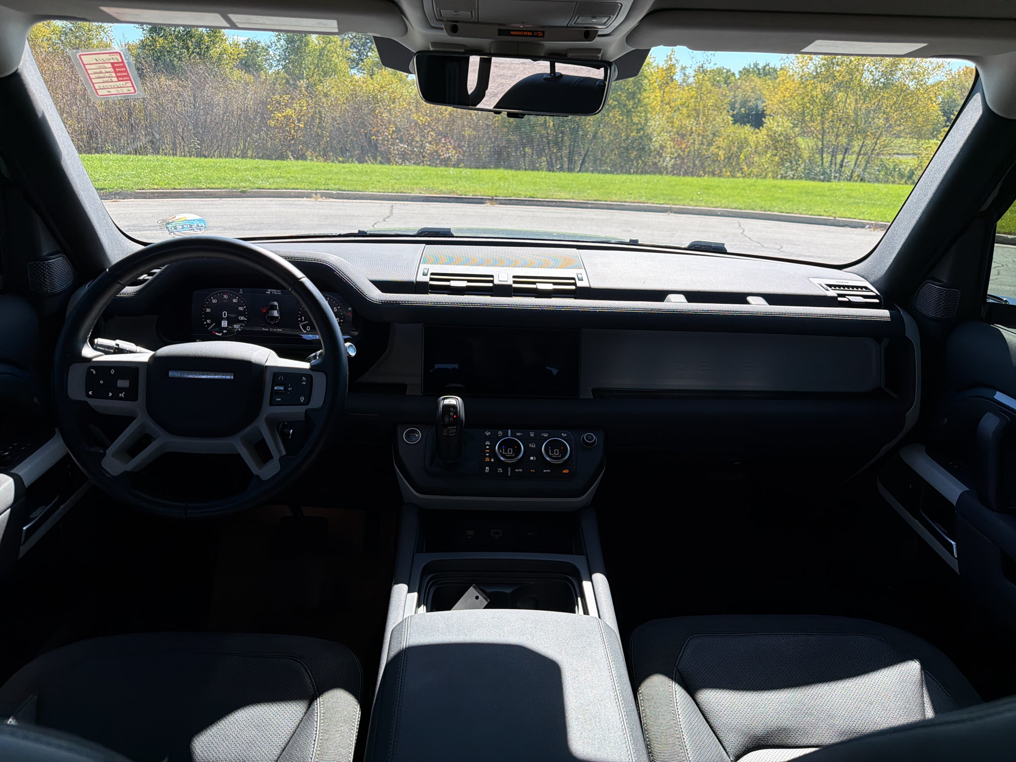 Used 2021 Land Rover Defender 110 SE AWD/4WD image 19