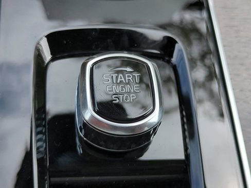 New 2026 Volvo XC90 B6 Ultra w/ Lounge Package AWD/4WD image 10