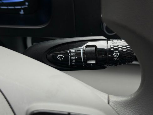 Certified 2025 Hyundai Elantra SE w/ Cargo Package image 20