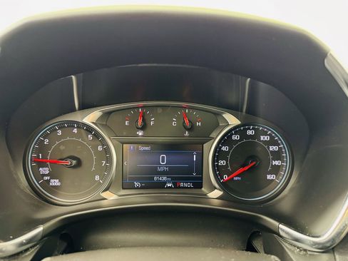 Used 2023 Chevrolet Equinox LT FWD image 9
