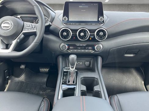 New 2025 Nissan Sentra SR w/ SR Premium Package image 20