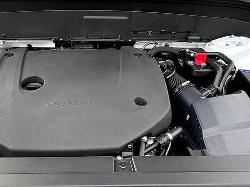 New 2026 Volvo XC90 B6 Plus w/ Protection Package Premier image 11