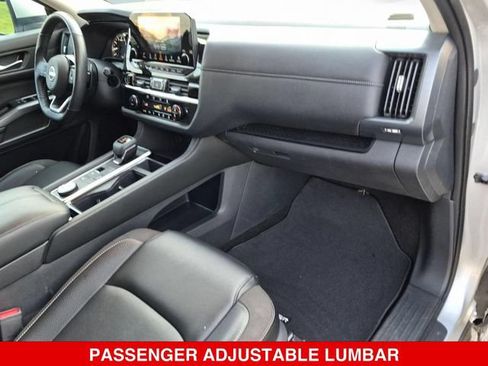 Certified 2024 Nissan Pathfinder SL AWD/4WD image 40