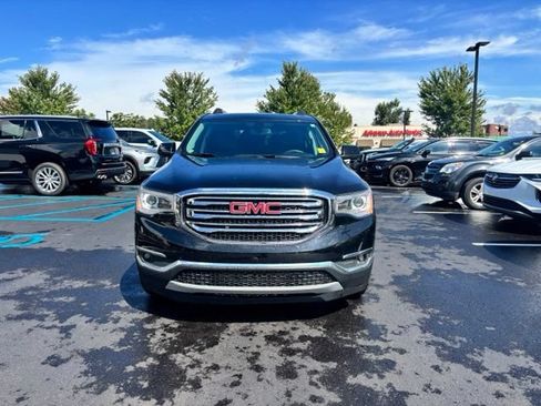 Used 2017 GMC Acadia SLT AWD/4WD image 2