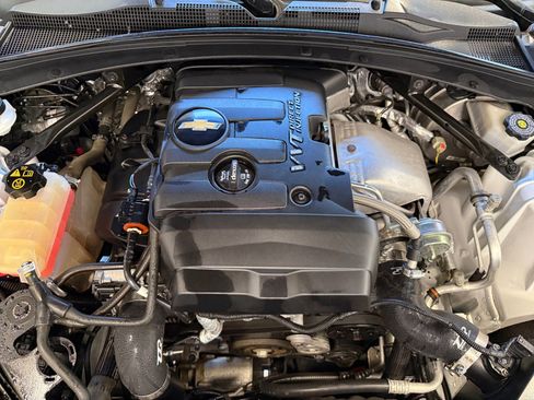 Used 2018 Chevrolet Camaro LT image 22