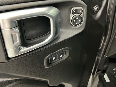 New 2026 Jeep Gladiator Sport AWD/4WD image 20