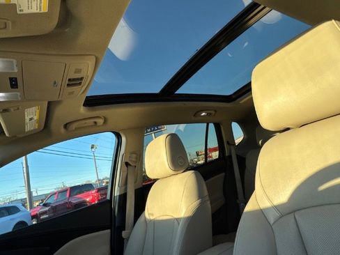 Used 2017 Buick Envision Premium w/ LPO, Interior Luxury Package image 21