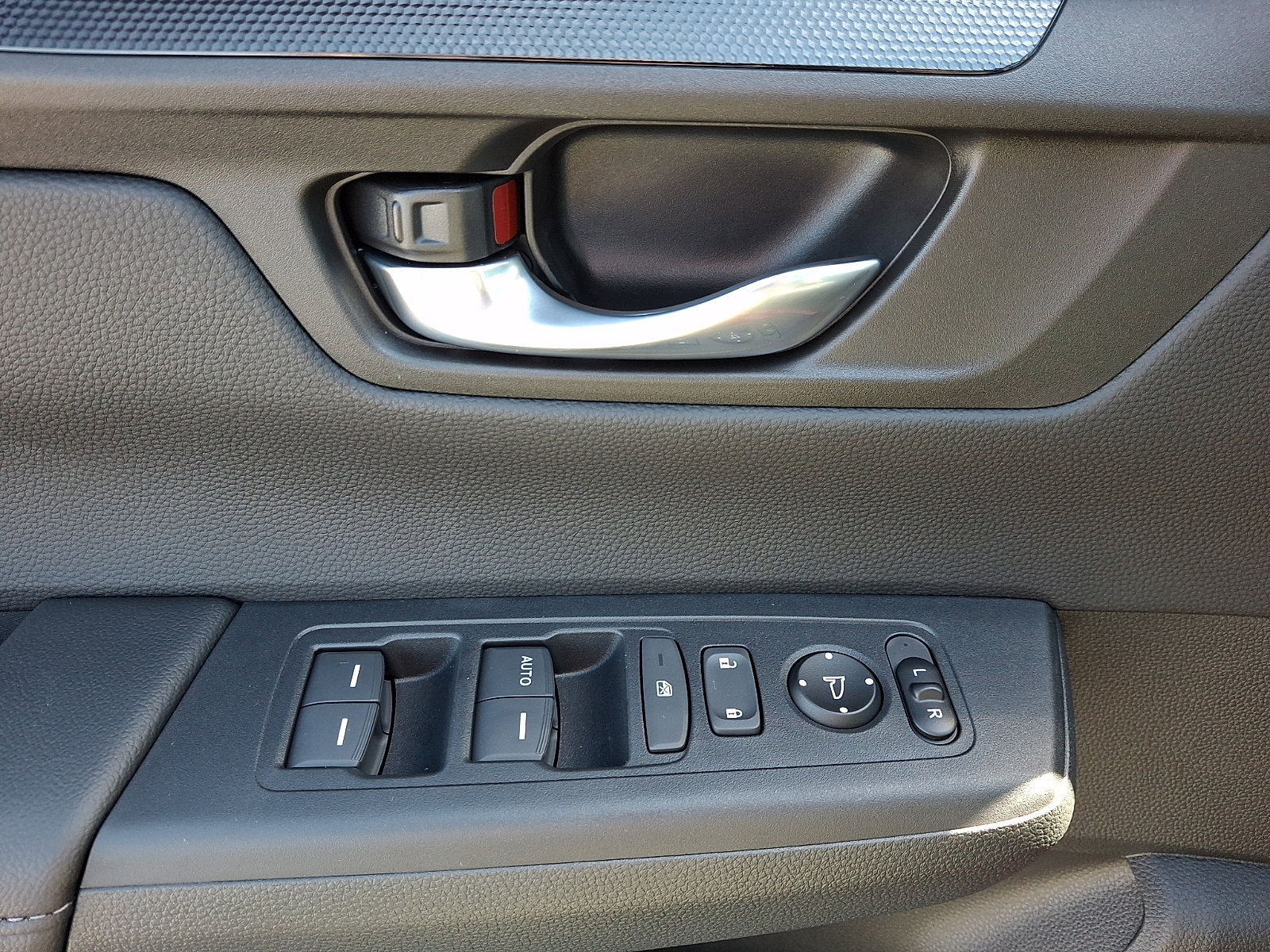 Certified 2026 Honda CR-V LX image 12