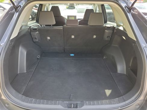 Used 2022 Toyota RAV4 XLE image 14