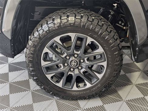Certified 2026 Toyota Tundra Limited AWD/4WD image 9