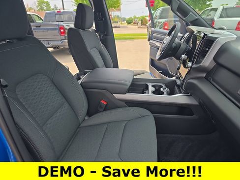 New 2026 RAM 1500 Big Horn AWD/4WD image 10
