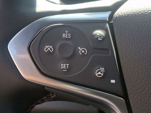 Used 2023 Chevrolet Traverse LT AWD/4WD image 21