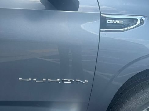 Used 2022 GMC Yukon XL SLT w/ SLT Luxury Package RWD image 7