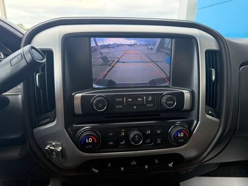 Used 2014 GMC Sierra 1500 SLE w/ SLE Value Package AWD/4WD image 17