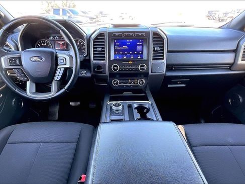 Used 2021 Ford Expedition XLT image 7