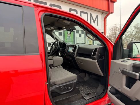 Used 2016 Ford F150 XLT w/ Equipment Group 302A Luxury image 29