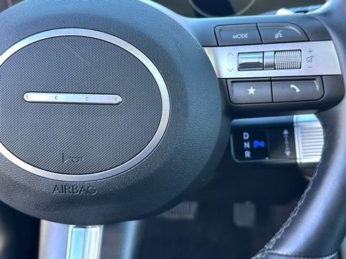 Used 2024 Hyundai Kona Limited image 13