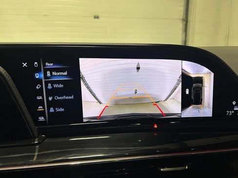 Used 2023 Cadillac Escalade ESV V AWD/4WD image 29
