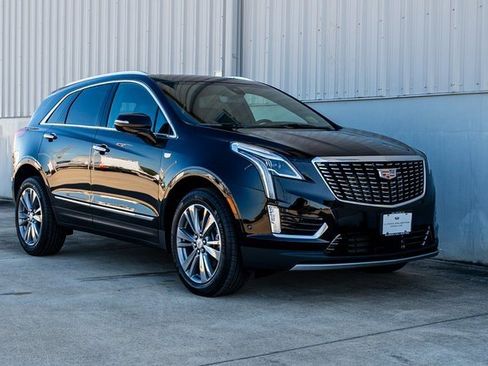 New 2025 Cadillac XT5 Premium Luxury w/ Technology Package image 9