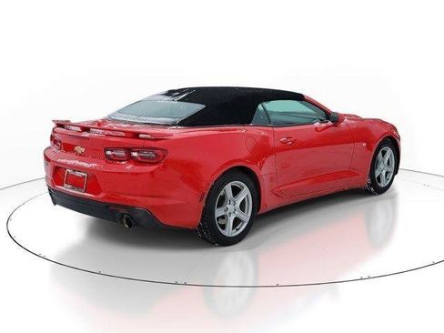 Used 2023 Chevrolet Camaro LT image 4