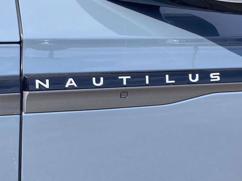 New 2026 Lincoln Nautilus Reserve image 13