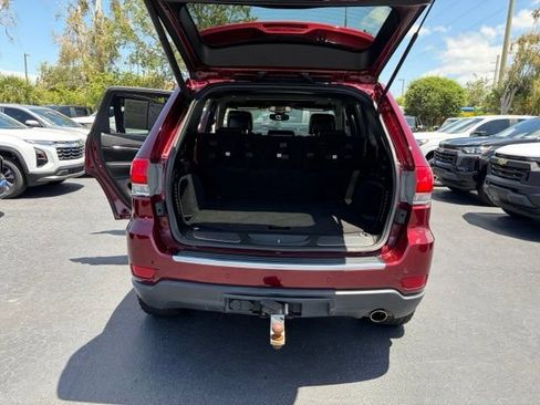 Used 2018 Jeep Grand Cherokee Limited w/ Trailer Tow Group IV AWD/4WD image 16