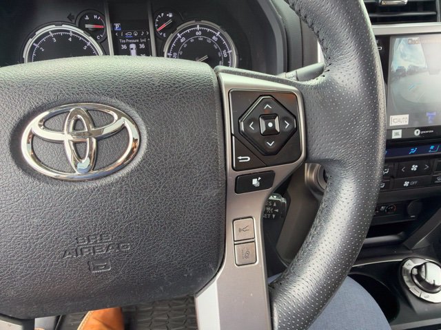 Used 2022 Toyota 4Runner Limited AWD/4WD image 16